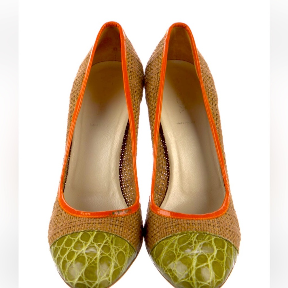Prada leather and canvas pump IT 40